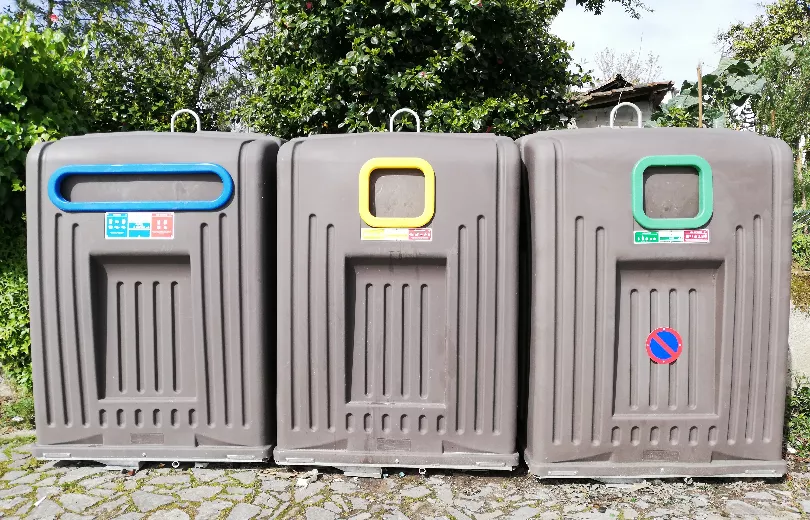 Containers for recycling